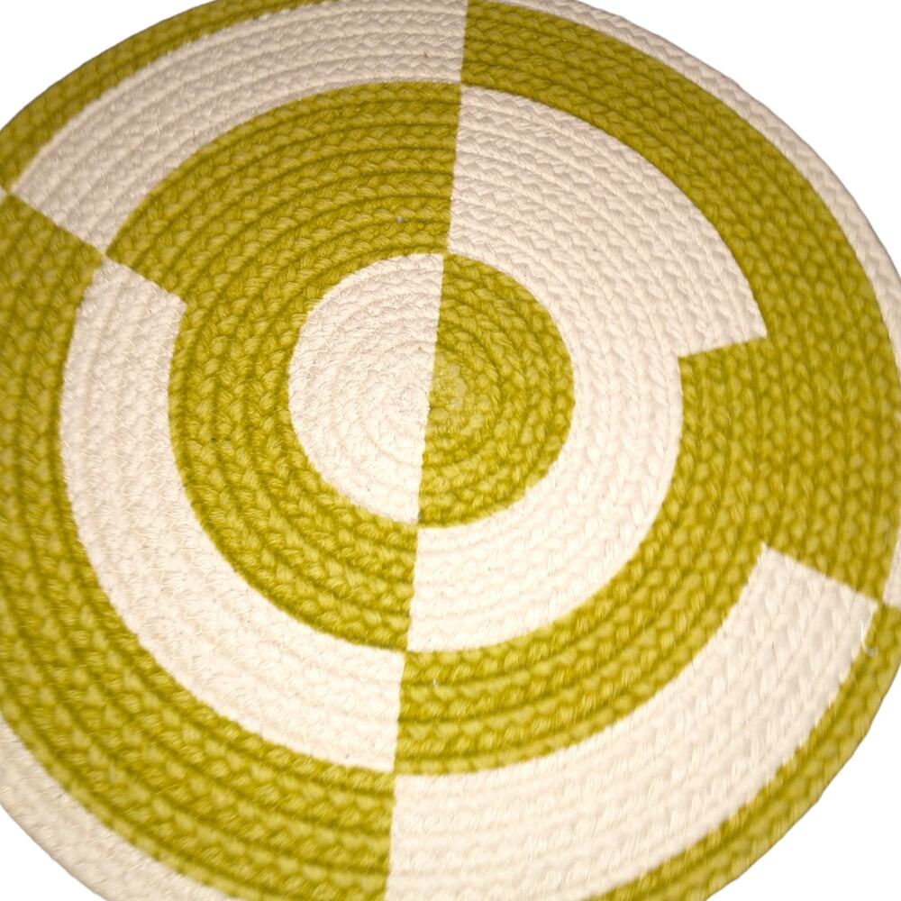 Anthropologie (4) Piece Round Placemat Set Woven Verde Green Spring Tabletop